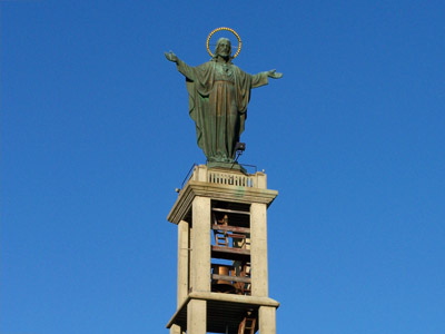 The largest statue of the Sacred Heart in Canada, Die größte Herz-Jesu-Statue in Kanada
