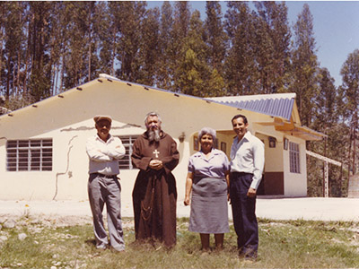 Père Jean-Grégoire et la famille Calle